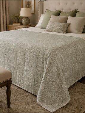 MORRIS & CO. Decorative Designer Topper Bedspread #0501263